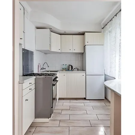 Pod Lipami Homely Apartment Poznań Zewnętrze zdjęcie